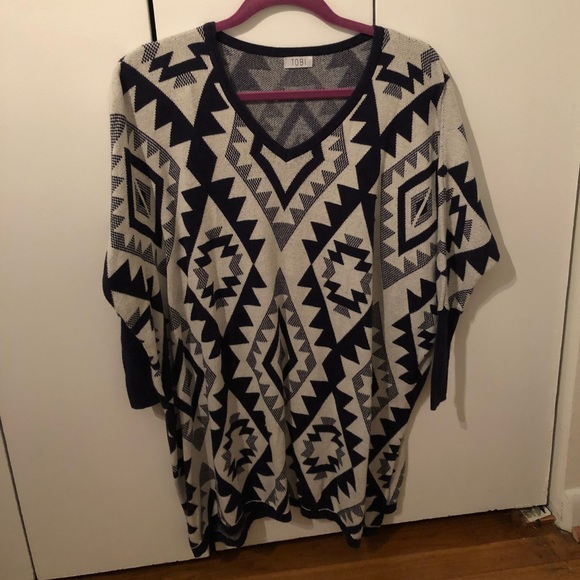 Patterned Sweater - Picture 2 of 3